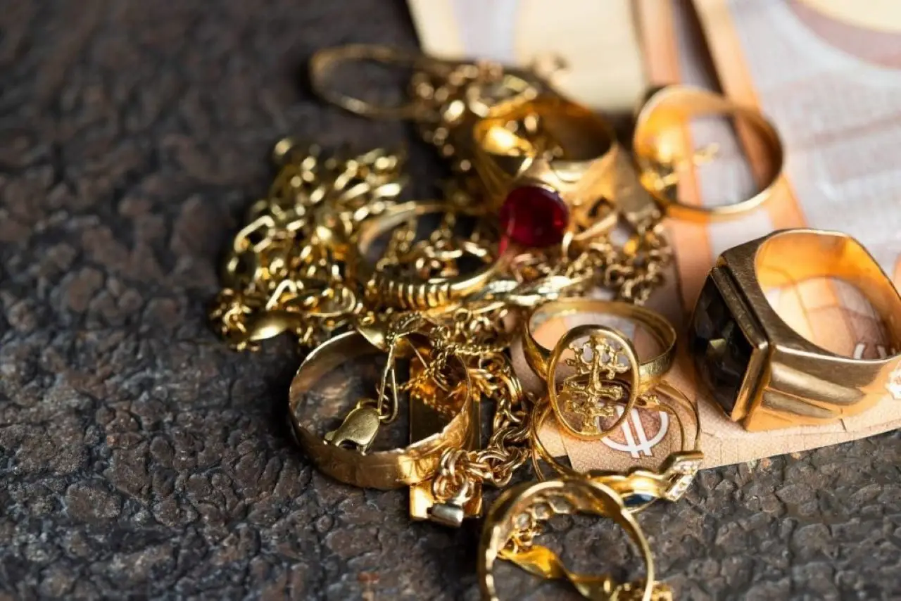 Non vendere il tuo oro in gioielleria o nei compro oro: ecco dove ottenere il prezzo migliore