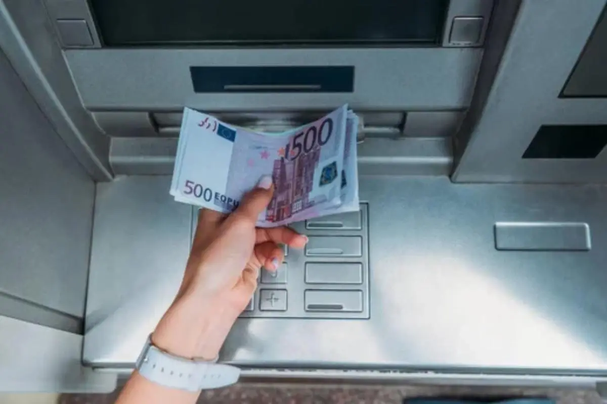 Cosa succede a chi ha più di 5000 euro sul conto in banca: ecco la risposta